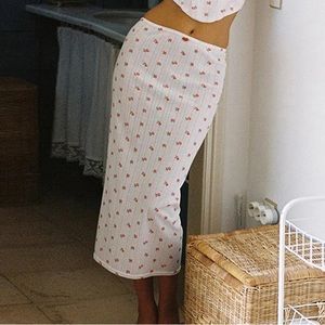 Commense Rosebud Soft Ribbed Midi Skirt in size XS (skirt only)